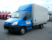 IVECO DAILY Plató-ponyvás furgon bérelhető teherautó (35S14)