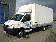 IVECO DAILY Plató-ponyvás furgon bérelhető teherautó (35C15)